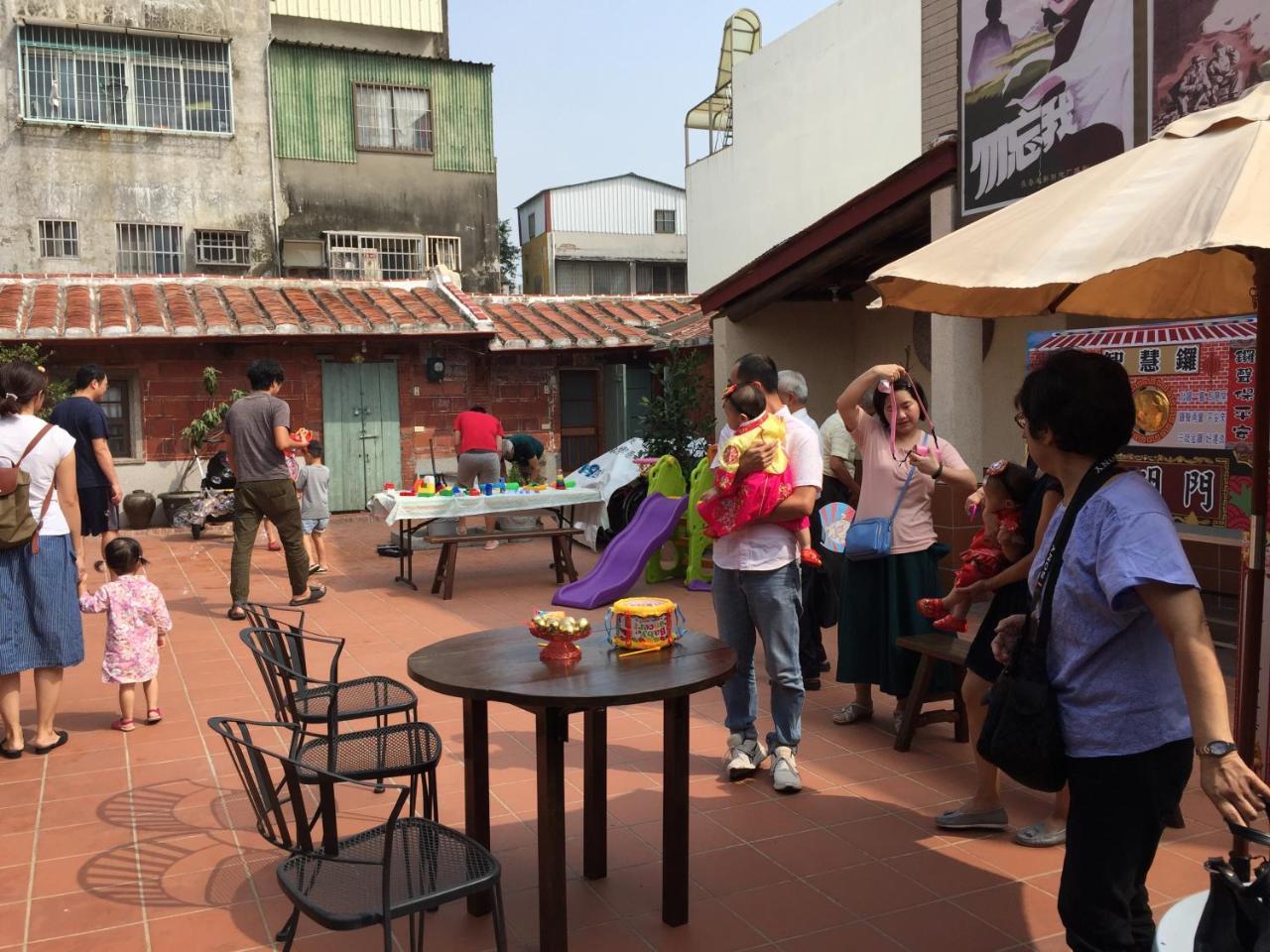 左營蓮潭郭家百年古厝 호텔 카오슝 외부 사진